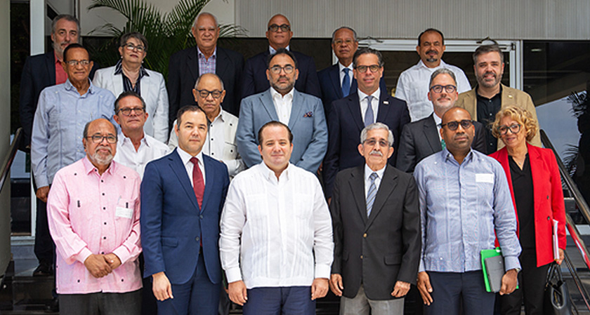 Comisión Ejecutiva del CES se reúne con representantes del Gobierno y de expresidentes