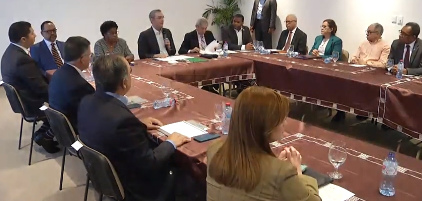 Participación Del Presidente Luis Abinader En la Reunión de Trabajo en el Consejo Económico Y Social (CES).