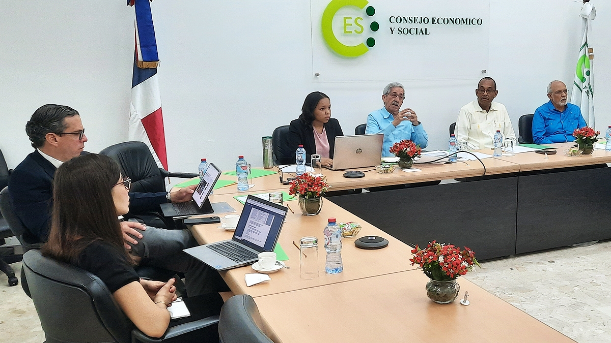 Reunión del Pleno de Integrantes del Consejo Económico y Social