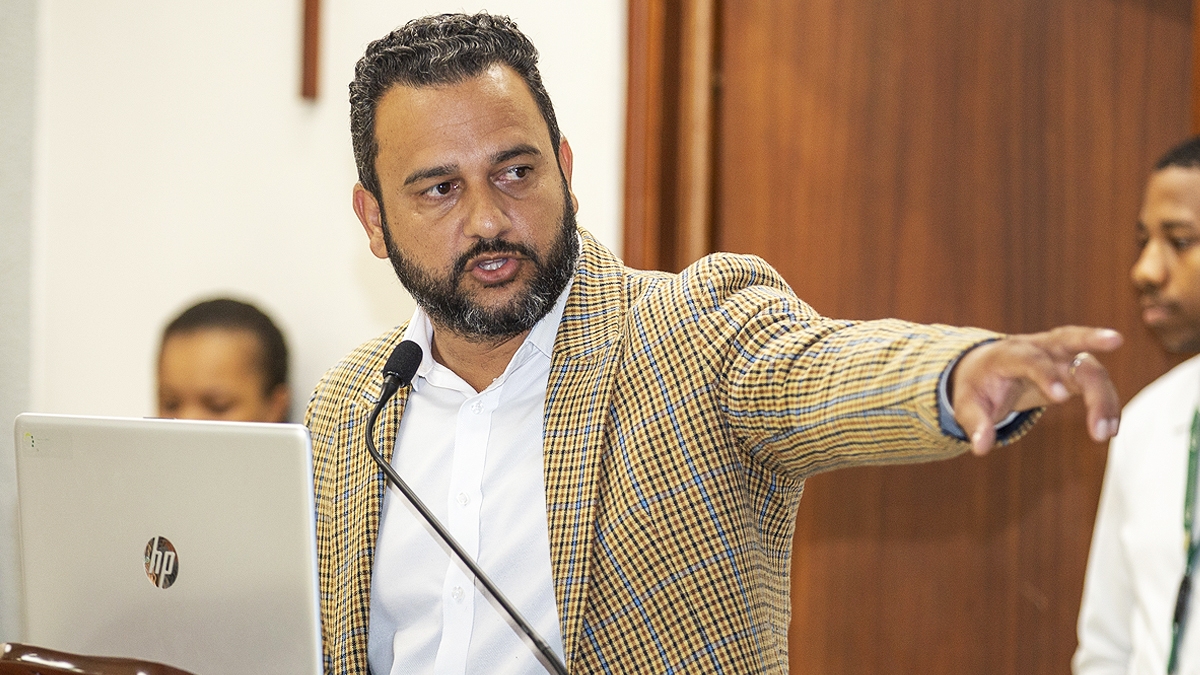 VIDEO: Asamblea Pacto Educativo - Luis Madera Sued