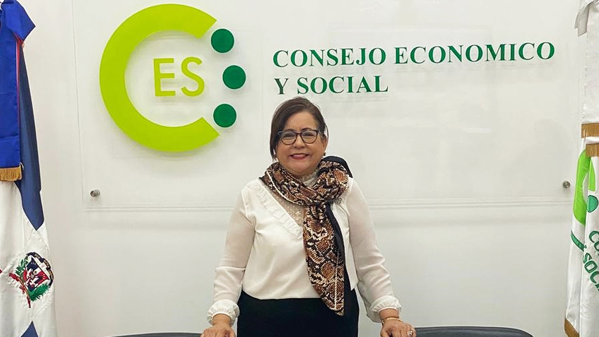 Nota de prensa: RETIRO DE IRAIMA CAPRILES  Directora Ejecutiva del CES