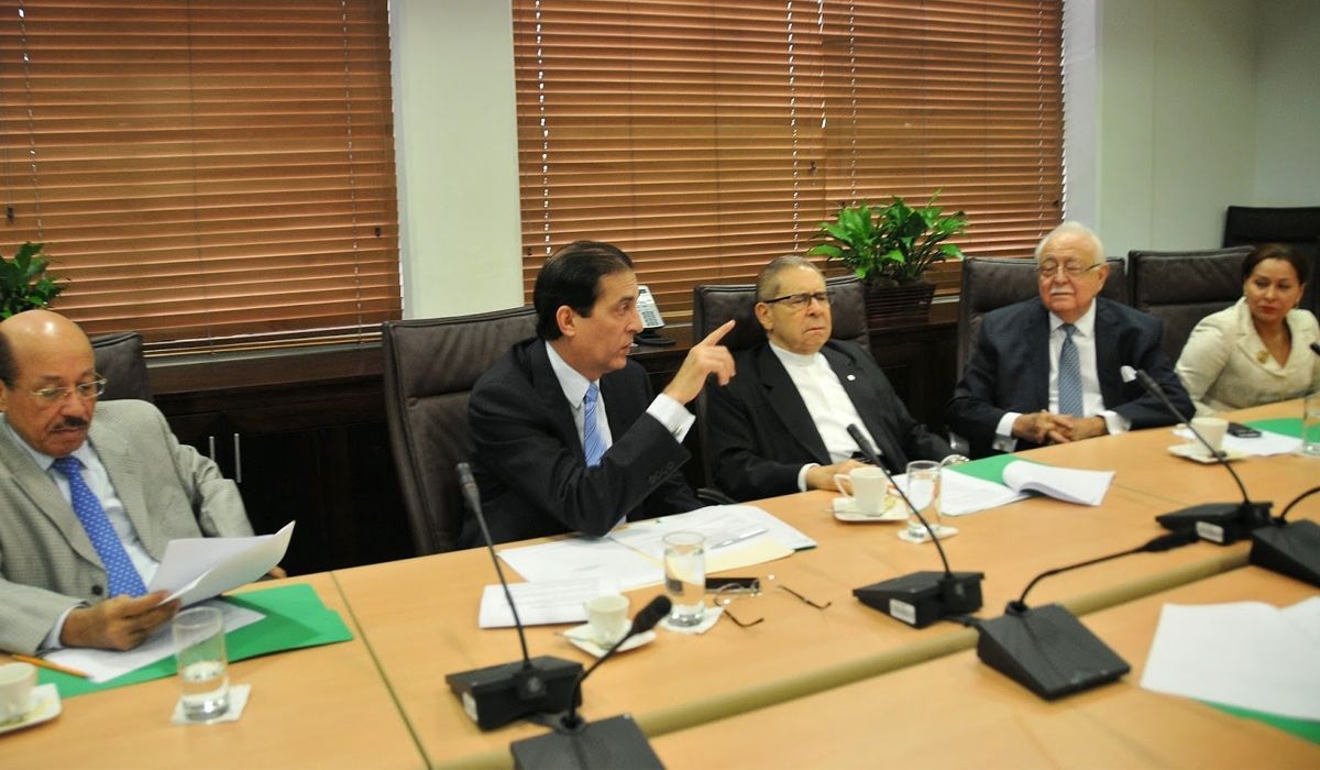 Metodología Pacto Eléctrico incluirá consulta popular
