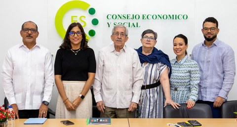 PNUD presenta al CES Informe: Instituciones Democráticas para el Futuro