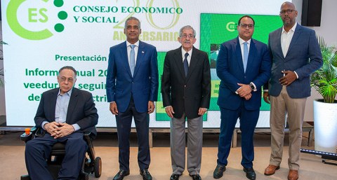 Nota de Prensa: PACTO ELÉCTRICO CES PRESENTA INFORME DE VEEDURÍA 2024 Y MINISTRO RELANZA EL PACTO